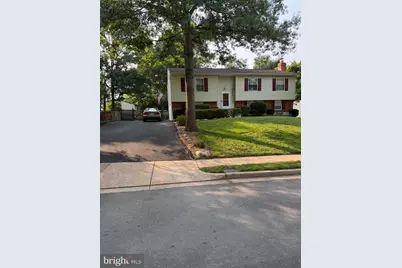 9231 N Landgreen Street, Manassas, VA 20110 - Photo 1