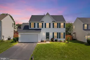 9231 Stephanie St, Manassas Park, VA 20111 - Photo 1