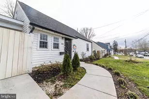 115 Travis St, Manassas, VA 20111 - Photo 1