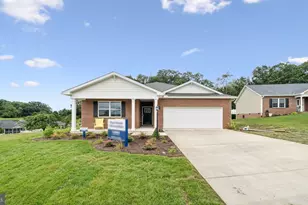 11 River Oak Dr, Staunton, VA 24401 - Photo 1