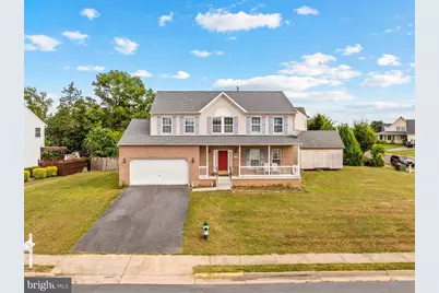 136 Crystal Place, Strasburg, VA 22657 - Photo 1