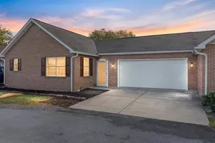 21 Courtney Cir, Strasburg, VA 22657 - Photo 1