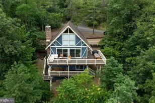 459 N Aspen Way, Basye, VA 22810 - Photo 1