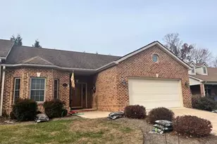 138 Donna Dr, Woodstock, VA 22664 - Photo 1