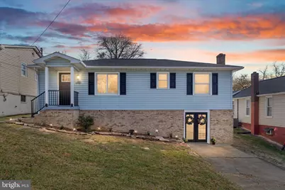 376 Stonewall Street, Strasburg, VA 22657 - Photo 1