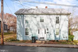 148 Sharpe St, Strasburg, VA 22657 - Photo 1