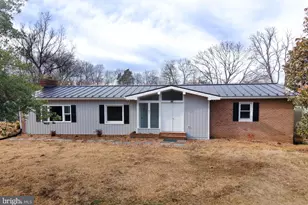 52 Golden Maple Ln, Maurertown, VA 22644 - Photo 1