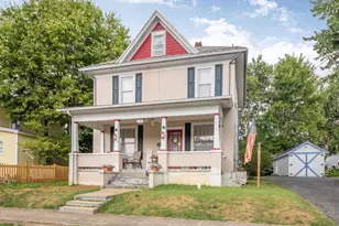 131 Capon St, Strasburg, VA 22657 - Photo 1