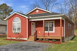 6131 Moore Ave, Mount Jackson, VA 22842 - Photo 1
