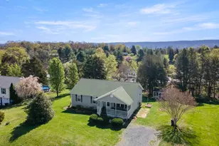 218 Baer Oak Dr, Maurertown, VA 22644 - Photo 1