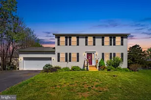 245 Baer Oak Dr, Maurertown, VA 22644 - Photo 1
