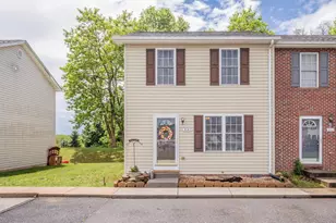 214 Kadies Ln, Edinburg, VA 22824 - Photo 1