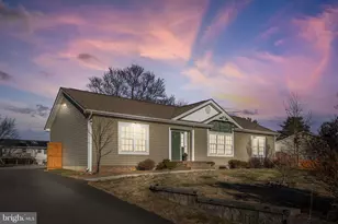 1211 Dewberry Dr, Fredericksburg, VA 22407 - Photo 1