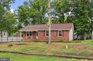 303 Azalia Dr, Fredericksburg, VA 22408 - Photo 1
