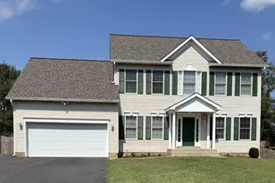 19 Pebble Pl, Fredericksburg, VA 22405 - Photo 1