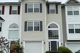109 Munsons Hill Ct, Stafford, VA 22554 - Photo 1