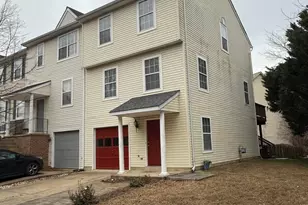 402 Shaw Ct, Fredericksburg, VA 22405 - Photo 1