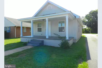 302 Claiborne Avenue, Fredericksburg, VA 22405 - Photo 1