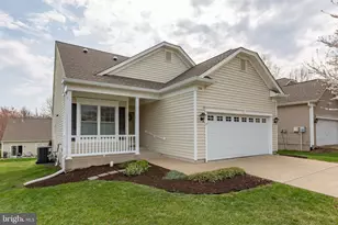 204 Bridgewater Cir, Fredericksburg, VA 22406 - Photo 1
