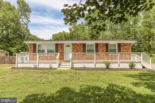 407 Smith St, Fredericksburg, VA 22405 - Photo 1