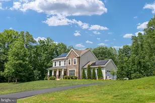 40 Boxwood Dr, Fredericksburg, VA 22406 - Photo 1