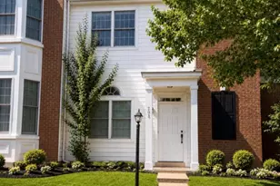 203 W Park Dr, Stafford, VA 22554 - Photo 1