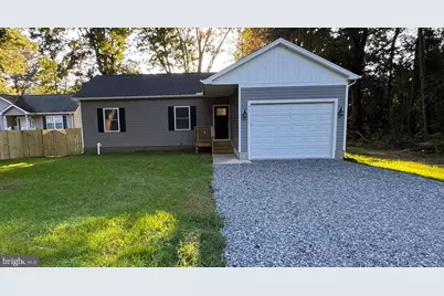 784 Lakeview Drive, Colonial Beach, VA 22443 - Photo 1