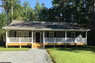 43 Lake Dr, Colonial Beach, VA 22443 - Photo 1