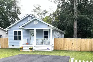 216 5th, Colonial Beach, VA 22443 - Photo 1