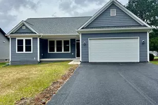 662 Glebe Harbor Dr, Montross, VA 22520 - Photo 1