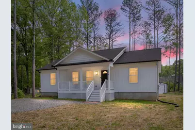 174 Shorewood Dr, Colonial Beach, VA 22443 - Photo 1