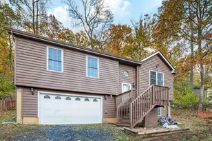 284 Tulip Poplar Dr, Linden, VA 22642 - Photo 1