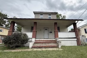 1101 N Royal Ave, Front Royal, VA 22630 - Photo 1