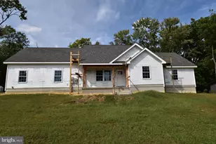 225 Sugar Maple Rd, Front Royal, VA 22630 - Photo 1