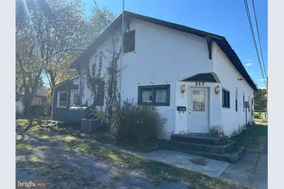 217 Laurel Street, Front Royal, VA 22630 - Photo 1