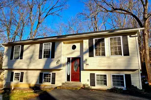54 Magnolia Dr, Front Royal, VA 22630 - Photo 1