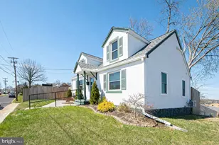 303 W 10th St, Front Royal, VA 22630 - Photo 1