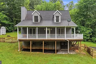 348 Pine Shores Dr, Front Royal, VA 22630 - Photo 1