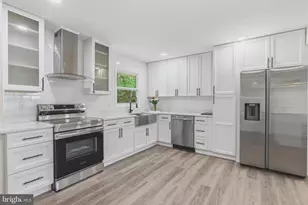 210 S Shenandoah Ave, Front Royal, VA 22630 - Photo 1