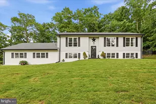 660 Salt Lick Rd, Front Royal, VA 22630 - Photo 1