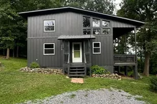 229 Sunset Ln, Linden, VA 22642 - Photo 1