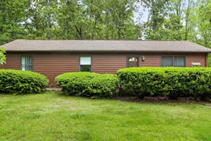 427 Oak Dale Ct, Capon Bridge, WV 26711 - Photo 1