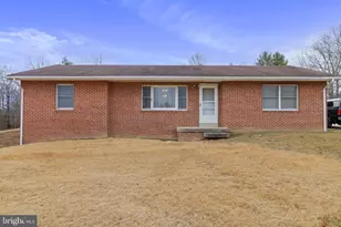 201 Rebel Hill Dr, Augusta, WV 26704 - Photo 1