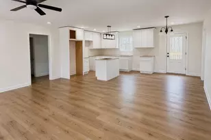 335 Jennifer Ln, Shanks, WV 26761 - Photo 8