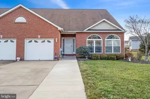 22 Brookline Cir, Charles Town, WV 25414 - Photo 1