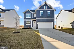 550 Atkinson St, Shenandoah Junction, WV 25442 - Photo 1