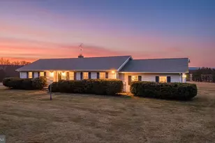 8958 Leetown Rd, Kearneysville, WV 25430 - Photo 1