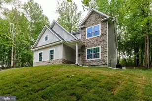 189 Speaks Ln, Harpers Ferry, WV 25425 - Photo 1