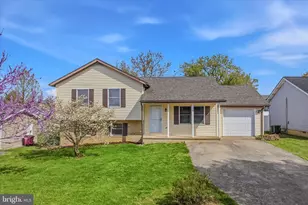 165 Beauregard Blvd, Charles Town, WV 25414 - Photo 1