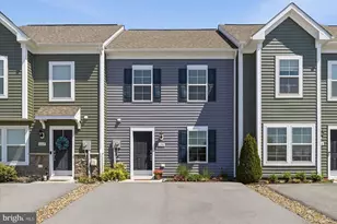 658 Thumper Dr, Ranson, WV 25438 - Photo 1
